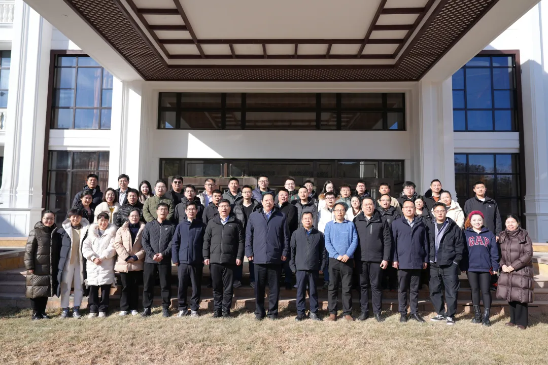 乘勢(shì)而上啟新程 奮楫篤行譜華章——百靈天地股份2026年度工作會(huì)議在雁棲湖圓滿召開